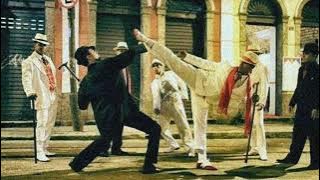 Ponto de malandro ' tava sentado no muro'