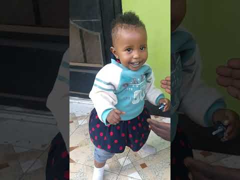 MTOTO DELIA AKIWA NA UMRI WA MWAKA NA MIEZI MIWILI