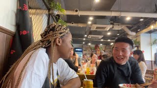CHINESE GUY TAKES A BLACK GIRL ON A DATE😄 // Blacks in China 🇨🇳