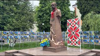 Вишиванка - це не лише про традицію, це про нашу стійкість і пам'ять.