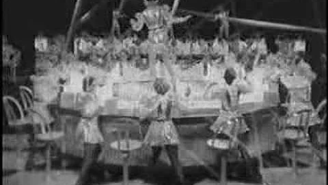 Art Deco Telephone Operators Sing A Jazzy Song - 1...