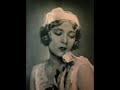 Capture de la vidéo Elsa Merlni, Orchestra Ferruzzi, Portami Tante Rose, Milano, 1934