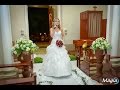 Noiva entra cantando no seu casamento