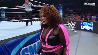 Tiffany Stratton Vs Naomi - WWE SmackDown 26 de Abril 2024 Español