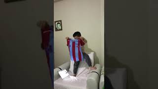 Bizdeki Aşk Doğuştan Anlatmaya Gerek Yok ;) Resimi