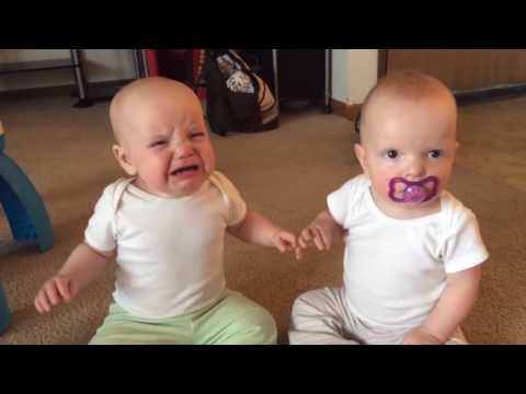 Vídeo: ¿Por Qué Los Bebés Luchan Contra El Sueño?