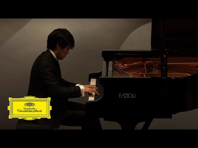 Bruce Liu – Ravel: No. 3, Une barque sur l'océan, Miroirs, M. 43 (Live at Fondation Louis Vuitton)