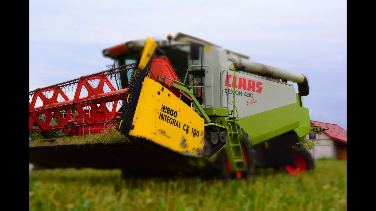 Żniwa 2017, prasowanie słomy, prace pożniwne.  MAŁOPOLSKA