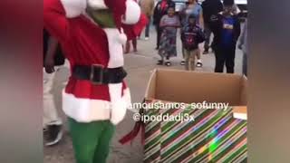 Famous Amos The Grinch Gets The streets Lit  #ibetyouwontchallenge