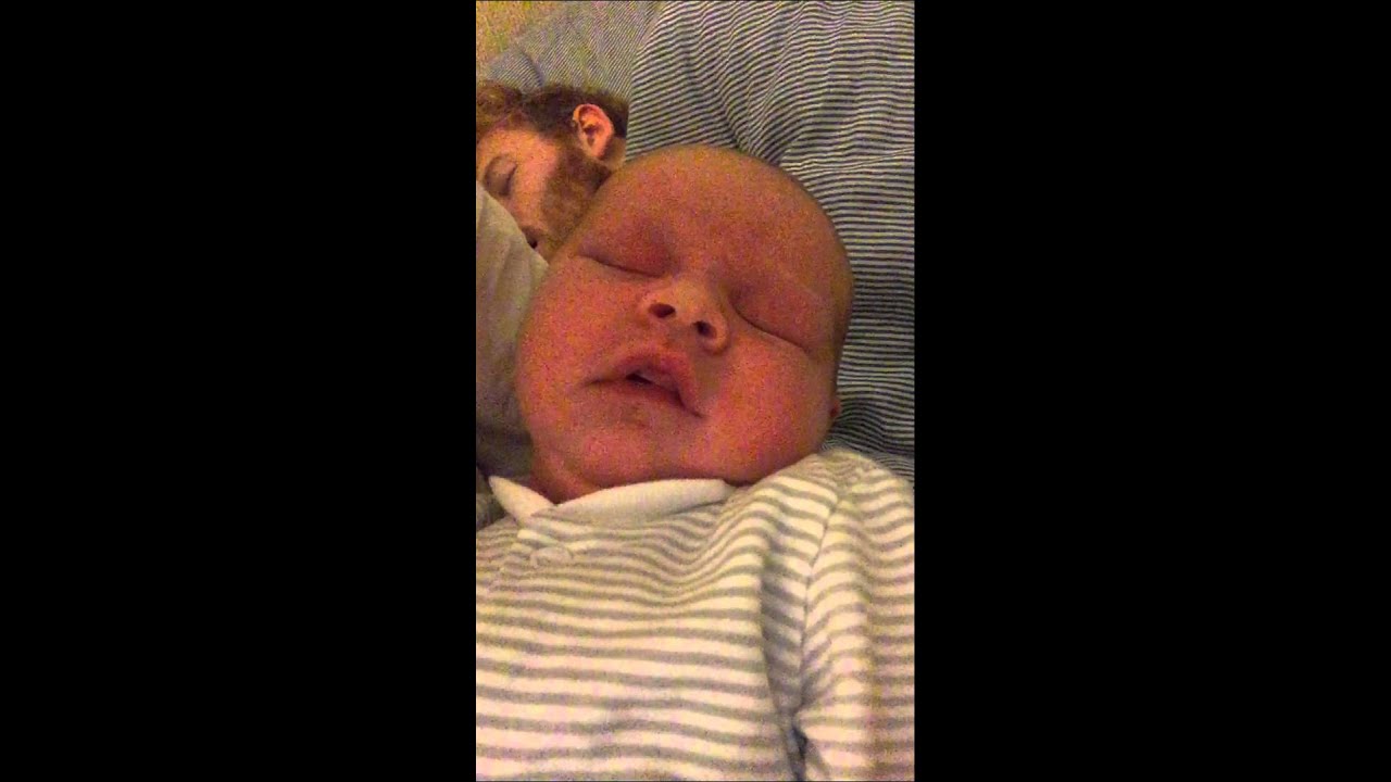 Newborn smiling - YouTube