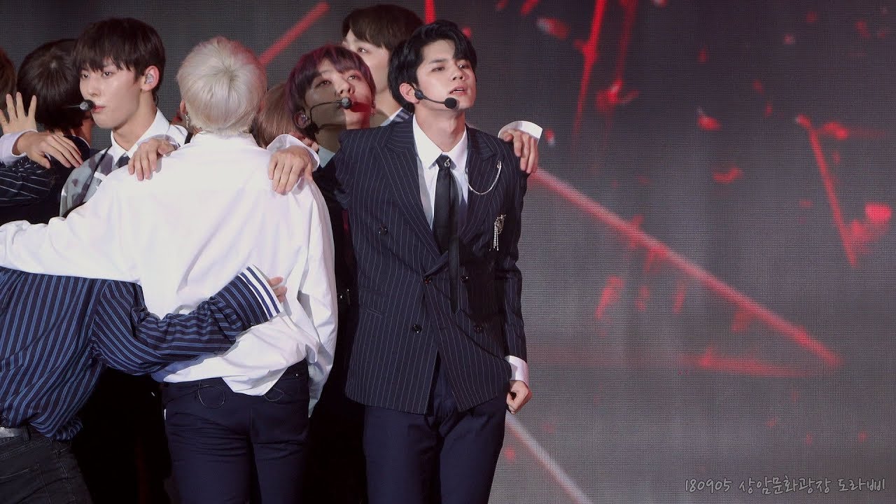 [4K] 180905 워너원 (Wanna One), 옹성우 '활활 (Burn it up)' 직캠 @ DMCF 2018 개막특집 슈퍼콘서트, 상암