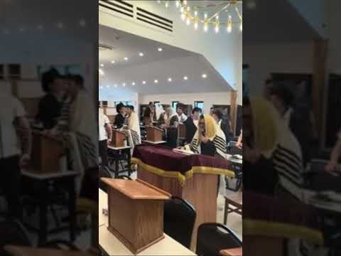 🕎 Lipa Schmeltzer Lights Up Chanukkah 2025