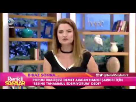 Hülya Avşar'ın Derin Dekolteli Cesur Kıyafeti Görenlerin Yüreğini Hoplattı