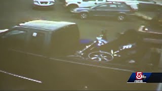 Thief uses AC as tool in brazen auto shop robbery