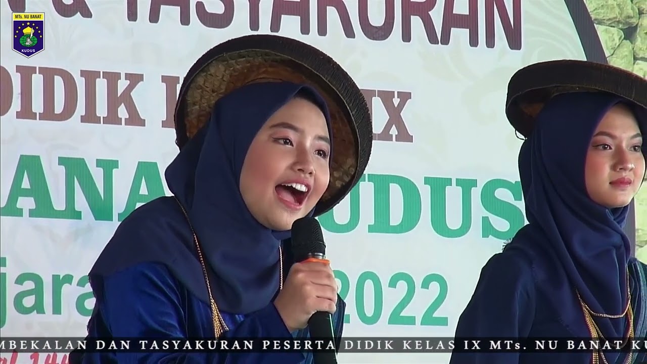 Parade Puisi | TASYAKURAN KELAS IX MTs. NU BANAT KUDUS TAHUN PELAJARAN 2021/2022