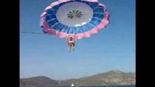 Mavi Yolcular'ın Parasailing Macerası 3