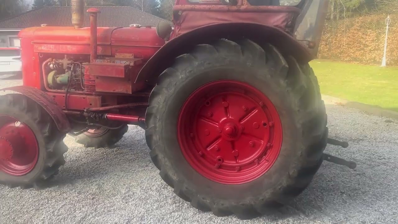 Veterantraktor B-M VOLVO 471 - Unik Bison