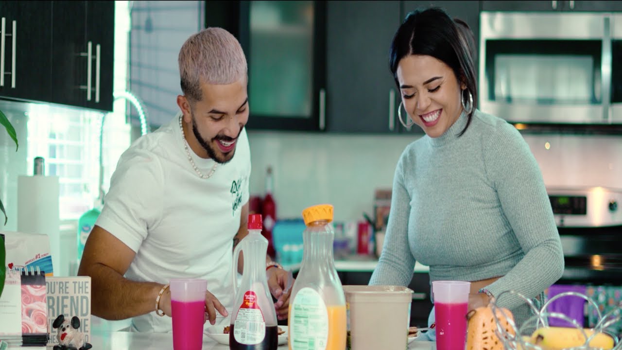 Watch Shiela - ESTARE ALLI (Official Music Video) on YouTube Watch Shiela - ESTARE ALLI (Official Music Video) on YouTube