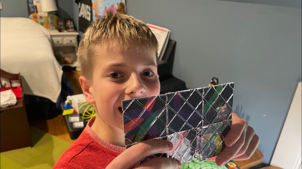 Unboxing a Lingao Rubiks Magic (official)