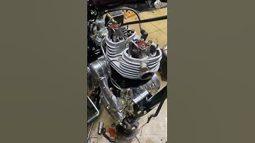 Vintage OHV Engine Sound at Low RPM