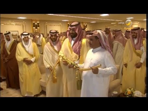 سمو ولي العهد يسل م الجوائز للفائزين بالمراكز الأولى في مهرجان ولي العهد للهجن2