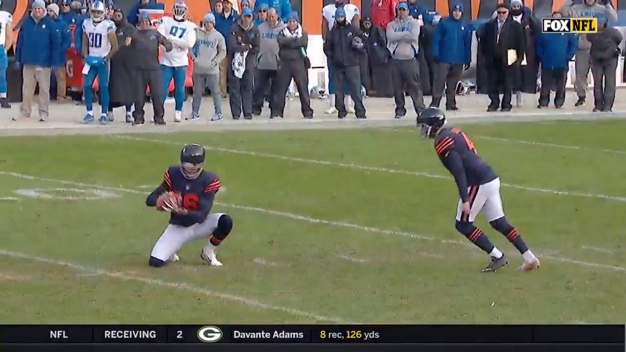 Bears Mascot Had The Most Soul Crushing Reaction To Barth S Missed Fg