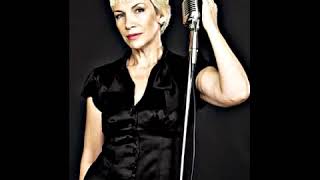 Annie Lennox Walking On Broken Glass Live At The Mermaid Theatre 2007