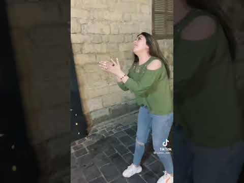 سلمه حبيبي افتح شباكك انا جيت