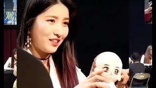 [ENG] 180520 Gfriend Fansign, Bald Sowon doll, crying Yerin, help injured members wash hair