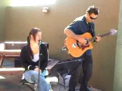 Dan & Ariana playing Jason Mraz - I'm Yours.