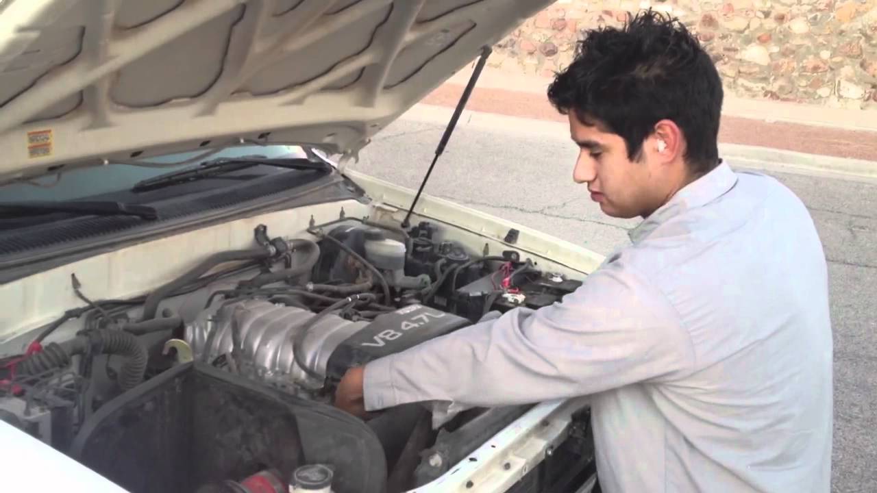 02 Toyota tundra 4.7 revving with intake and headers - YouTube