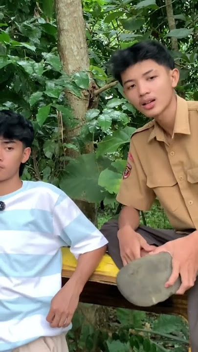 Who is the one who does this to his friend when he needs them?😝🤣 #comedy #fyp