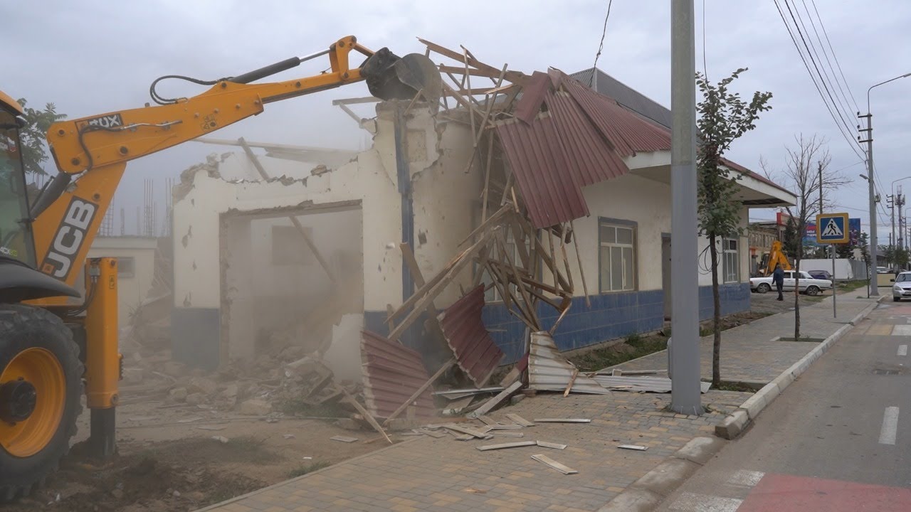 Демонтаж незаконно возведенных объектов капитального строительства ...