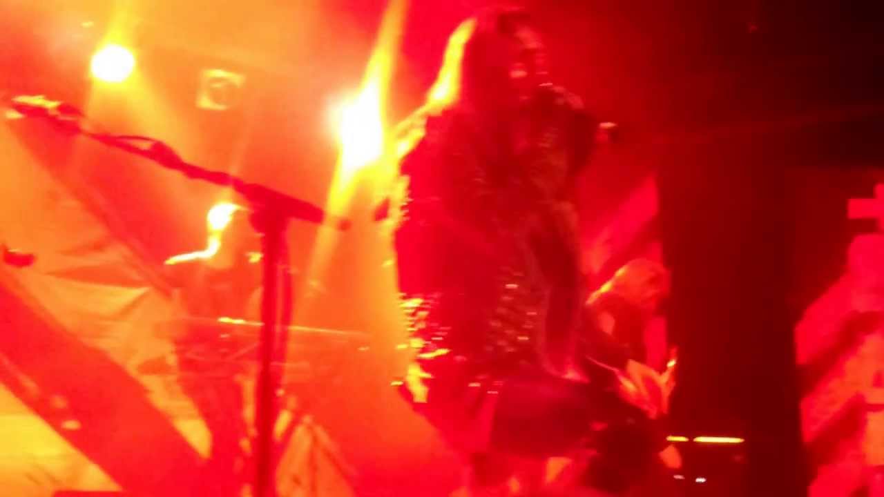 Turisas - Intro + Ten More Miles (bad quality) @ Barcelona 13/02/2014