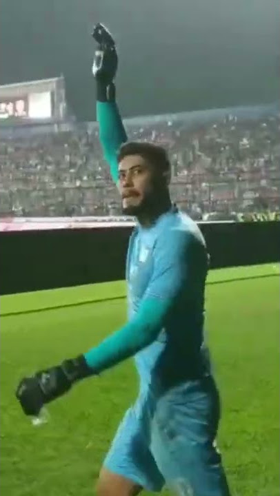 story wa Arema fc 30 detik - adilson maringa minta maaf Aremania