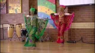 Tari Merak Sunda - Indonesian Peacock Dance by Vila and Vasha Sudarjanto #9