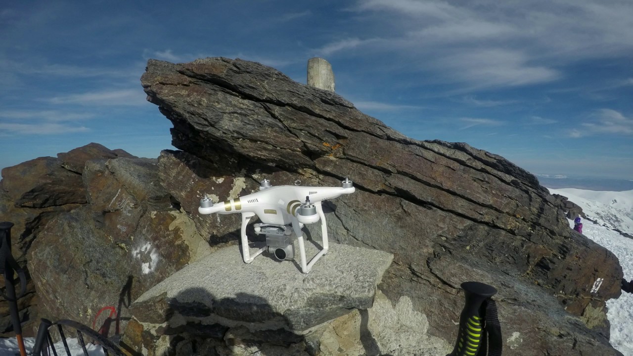Dji Phantom 2 >> Ascensión Pico Mulhacén (3479m) 1 y 2 Enero 2017 - YouTube Dji Phantom 2 >> Ascensión Pico Mulhacén (3479m) 1 y 2 Enero 2017 - YouTube