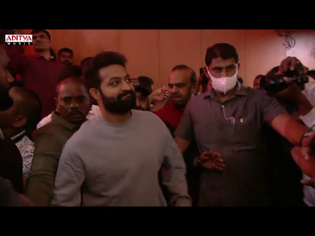 NTR Dynamic Entry | Arjun Son Of Vyjayanthi Pre Release Event | Nandamuri Kalyan Ram | Vijayashanthi