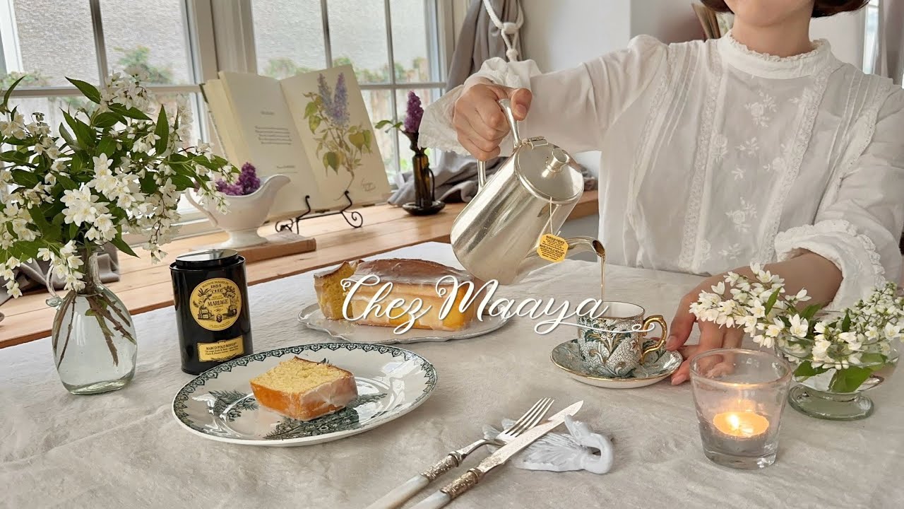 Повседневная жизнь весеннего наслаждения домашним кафе и интерьером ｜ Антикварные разные товары