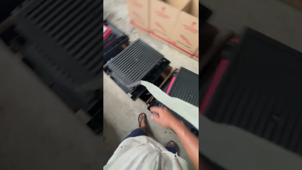 Proses paking lemari plastik Queen esha  yukk yang jauh disana mau order bisa hubungi kami