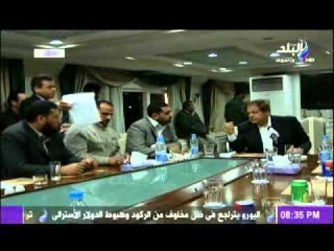 لقاء محمد ابو العنين بعمال سيراميكا كليوباترا فى السويس
