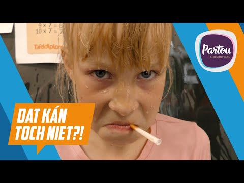 Video: Hij Nam Ratten En Kinderen Mee De Stad Uit. - Alternatieve Mening