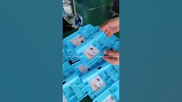 Automatic double label stationery part top labeling machine testing video