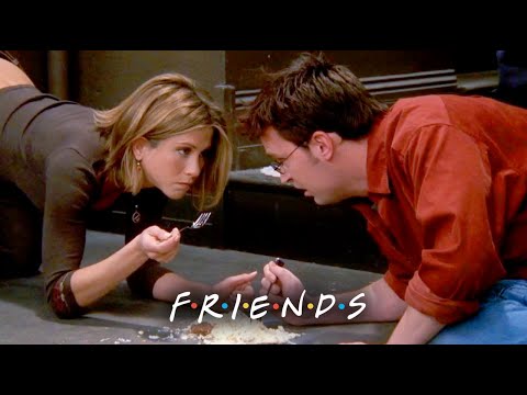 The Cheesecake Bandits | Friends