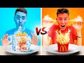 MANGIAMO SOLO CIBO CALDO vs FREDDO per 24 ORE! 🔥🧊 Food Challenge su Cap e Kazu