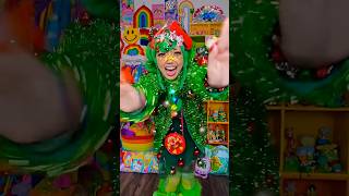 Human Christmas Tree Does The Official Dance Of Caramelldansen But Christmas Version