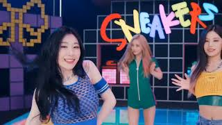 ITZY - SNEAKERS (Reverse)