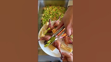 cơm trưa tại công ty