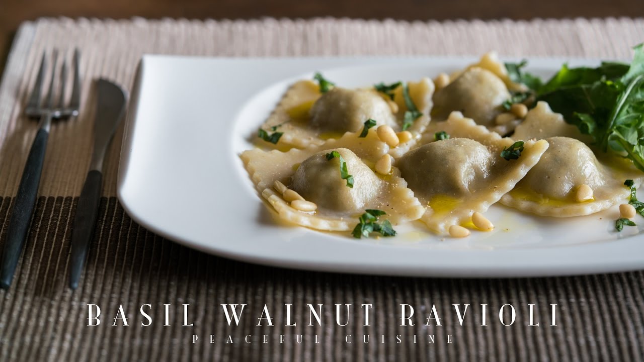 Basil Walnut Ravioli (vegan) ☆ バジルと胡桃のラビオリの作り方