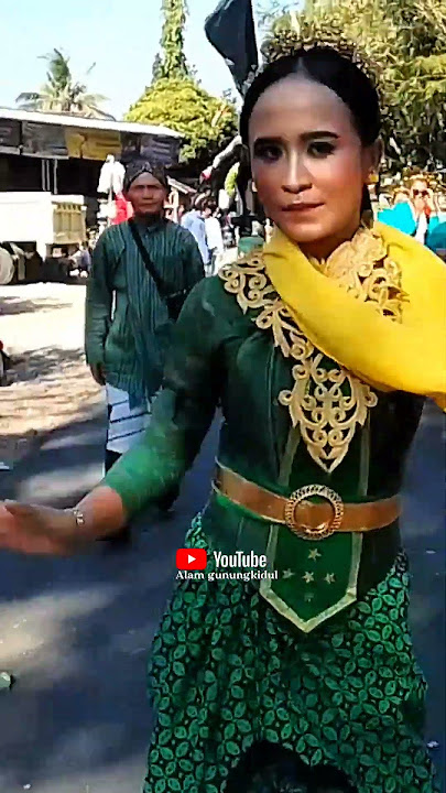 tayub kepanasan 😂